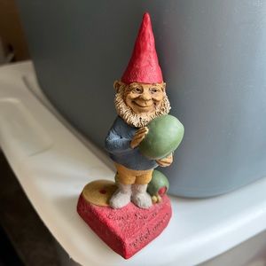 Tom Clark (Cairn Studio) Gnome, Olive You, Mold Edition #3, Item #5407, 1999